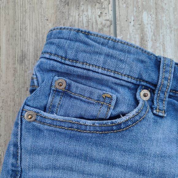 Gap boyfriend jean shorts - Picture 4 of 8